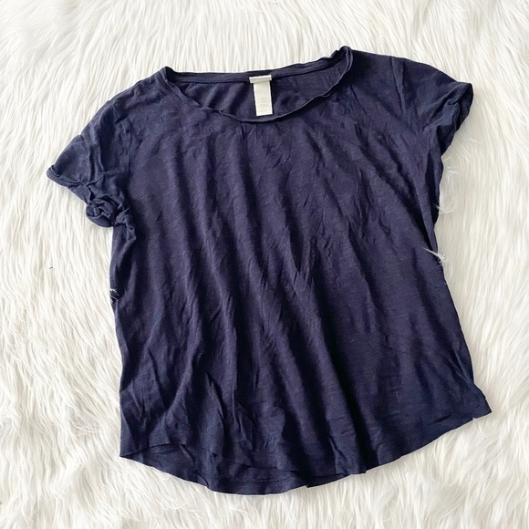 H&M Navy Tee - Picture 1 of 3